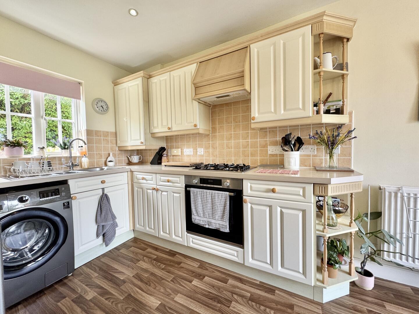 Chyvelah Vale, Gloweth, Truro